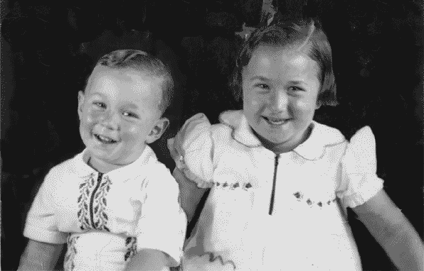LitaDavi.gif (27150 bytes)