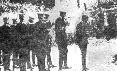 squad.gif (40662 bytes)